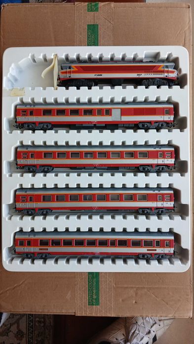 Comboio Jouef Capitol - locomotiva CC 6505 4 carruagens, ótimo estado
