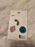 Przypinki pins ze sklepu flying tiger
#teczowy