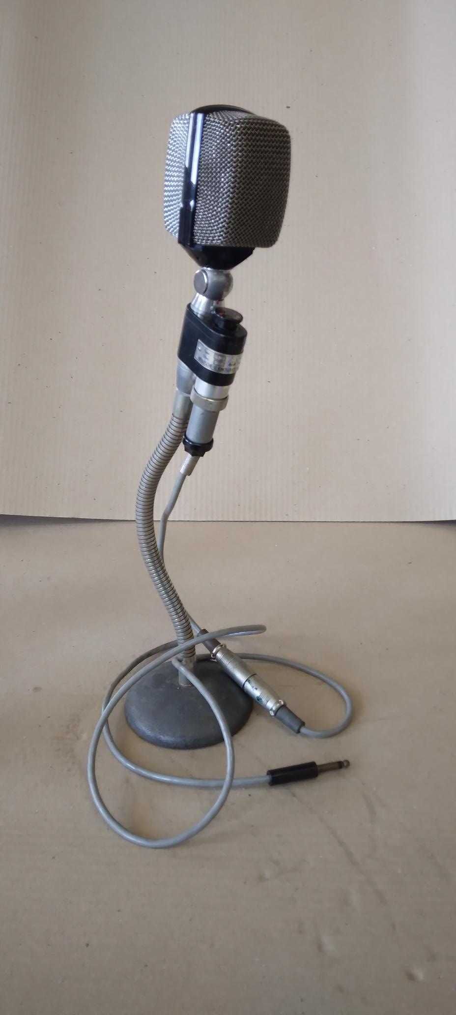 Microfone AKG D20