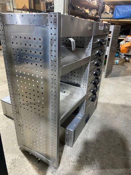 Стілажи полкі оборудування для автомобілів в грузовий вітсік з шухляда