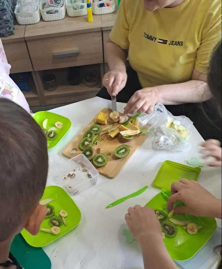 Прийму у дар на благодійність