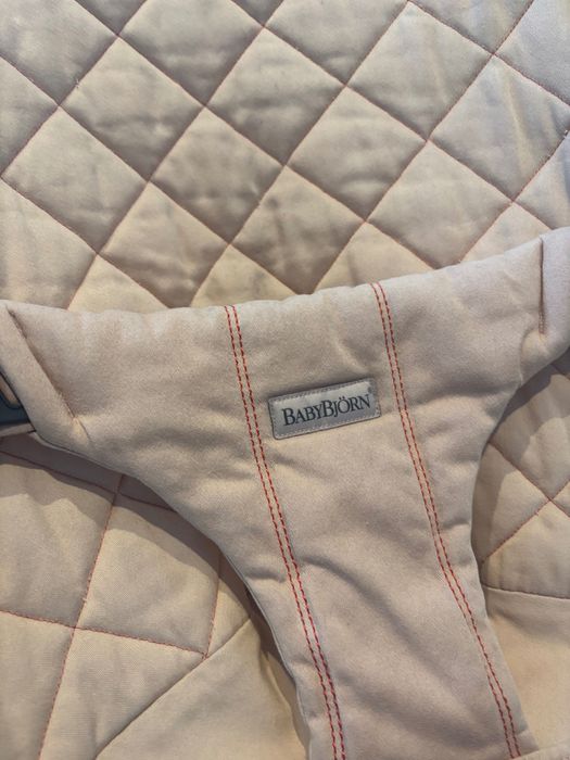 Esperguiçadeira BabyBjorn Rosa