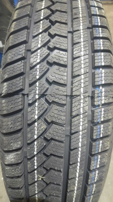 Nowe opony zimowe 185/60 R15 84T SUNFULL SF982, osobowe
