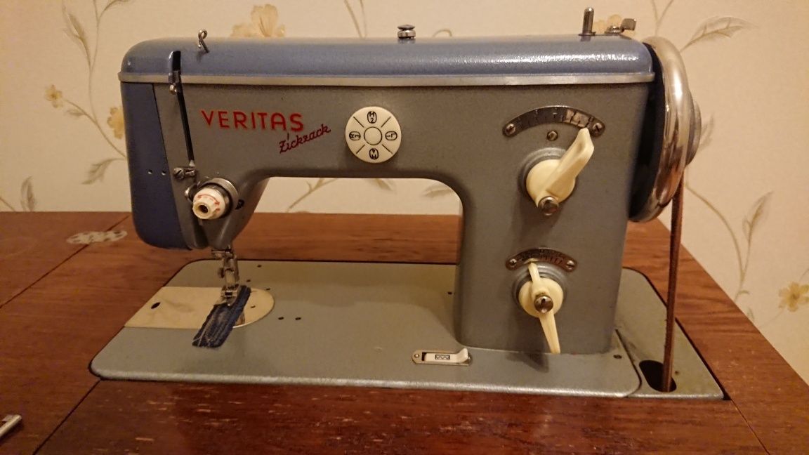 Швейная машинка Veritas zickzack
