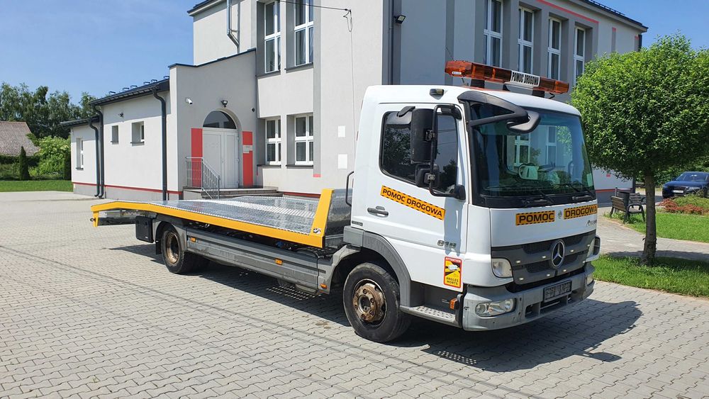 Mercedes Atego 818 DMC 7,5- 10t zabudowa najazd laweta MOTO-LUK