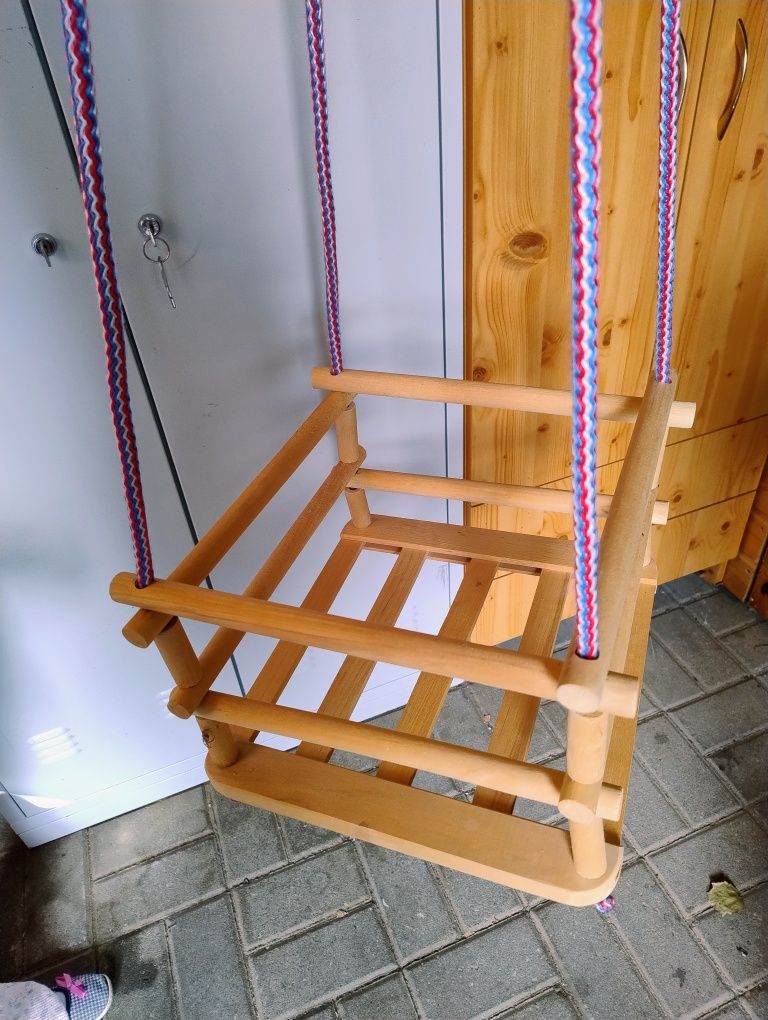 Huśtawka dla dziecka