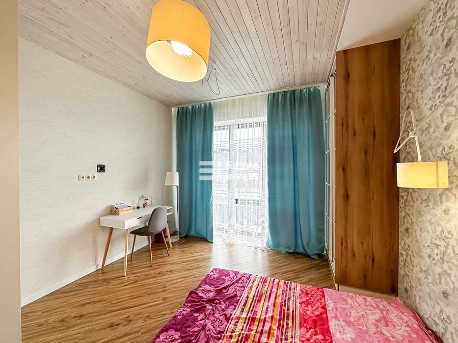 Продам таунхаус, дом, пос. Жуковского, Большая Даниловка, Шишковка