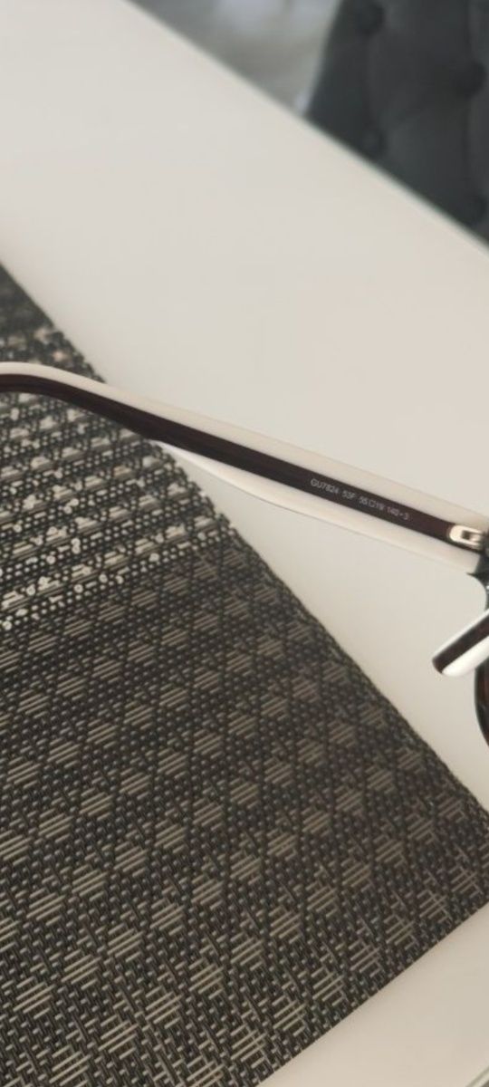 Nowe okulary przeciwsłoneczne Guess