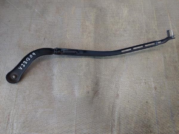 Haste / braço de escova limpa vidros frente direita BMW 3 Touring (E91