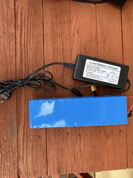 Hulajnoga terenowa elektryczna Kugoo M4 - jedna sztuka