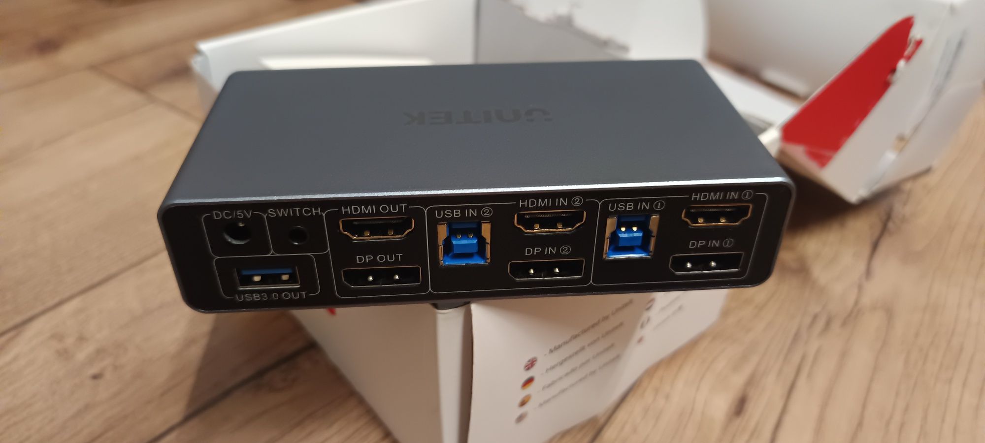 Przełącznik KVM Unitek 2 monitory 2 komputery 4K 60Hz HDMI+Displayport