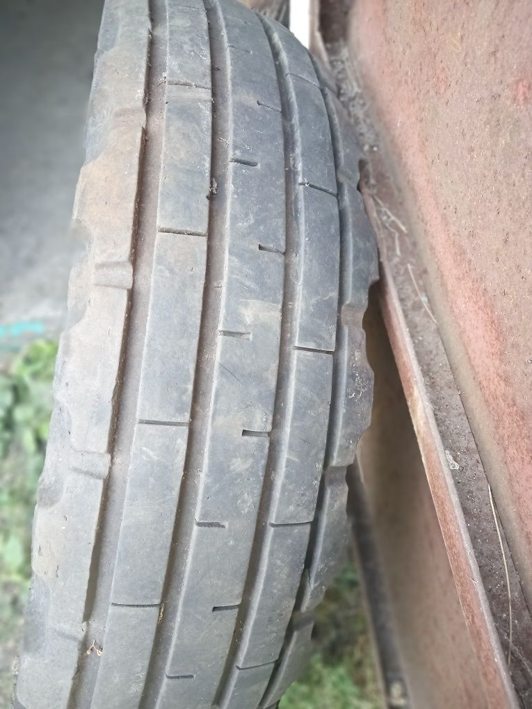 Продам шины на прицеп
