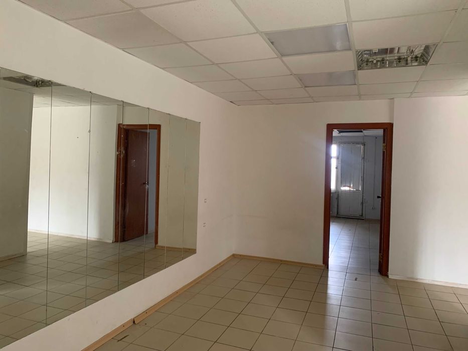 Оренда приміщення (магазин, салон,офіс), вул. Генерала Радієвського