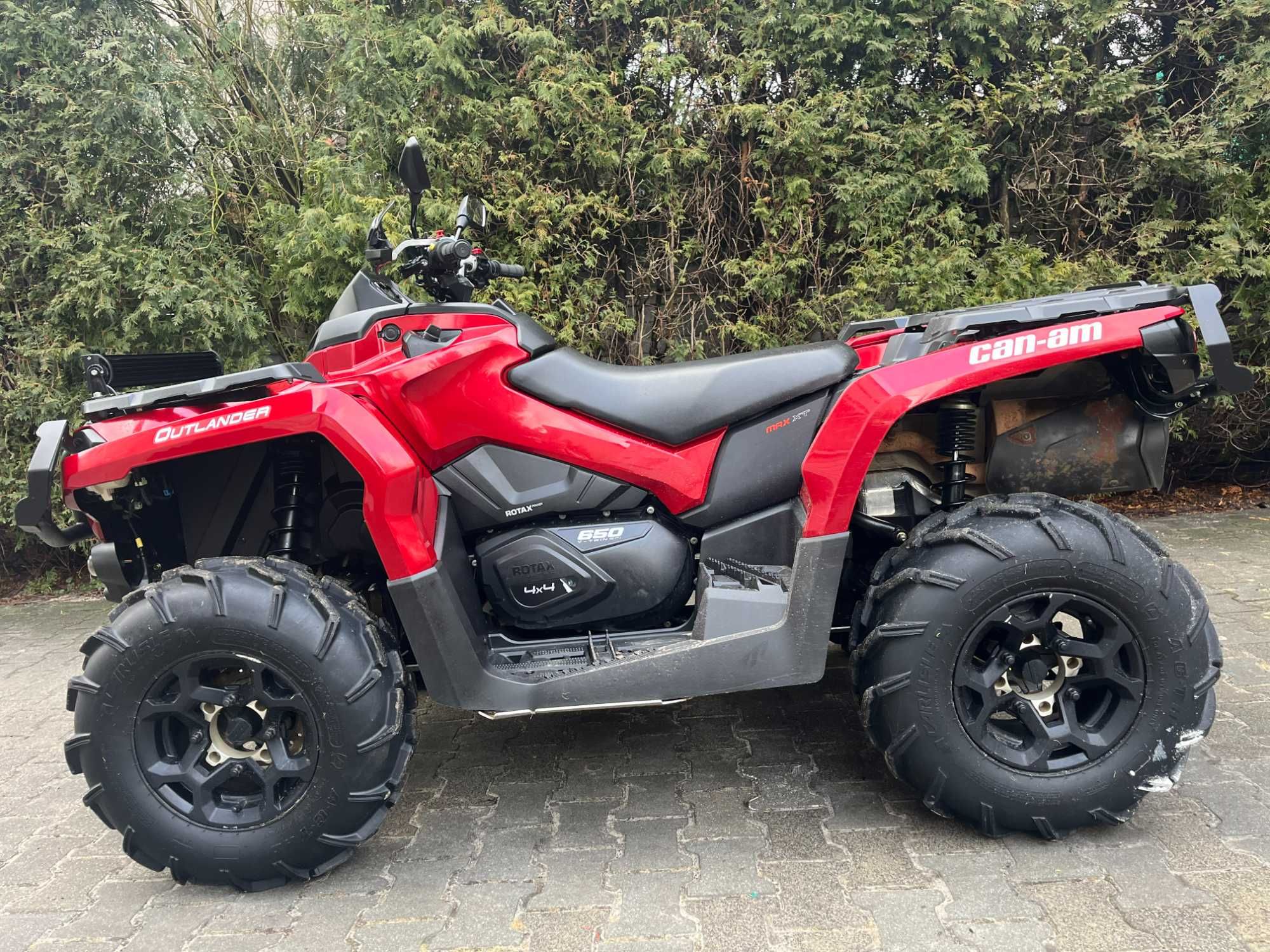 Can -am Outlander 650 XT  max 2018rok 4000 km Prywatnie