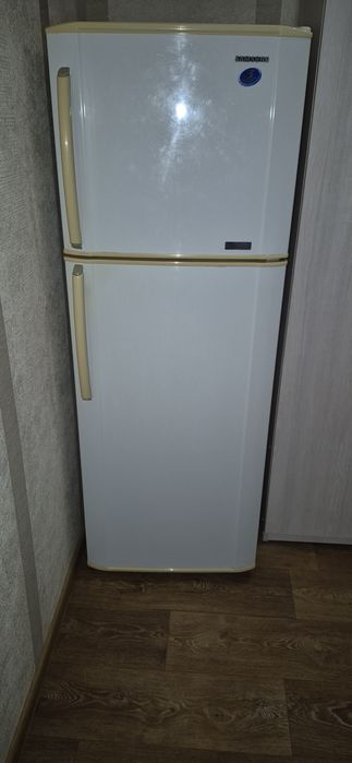 Холодильник  марки Samsung noy-frost (гарантия 6м.)
