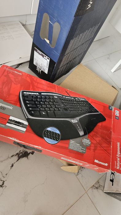 Клавіатура Microsoft Natural Ergonomic Keyboard 4000