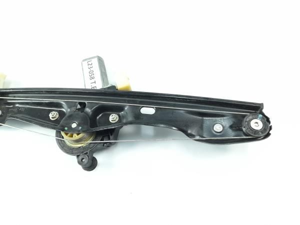 Elevador vidros trás esquerdo BMW 1 (F20)