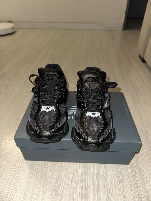 New Balance 9060 Black Edition