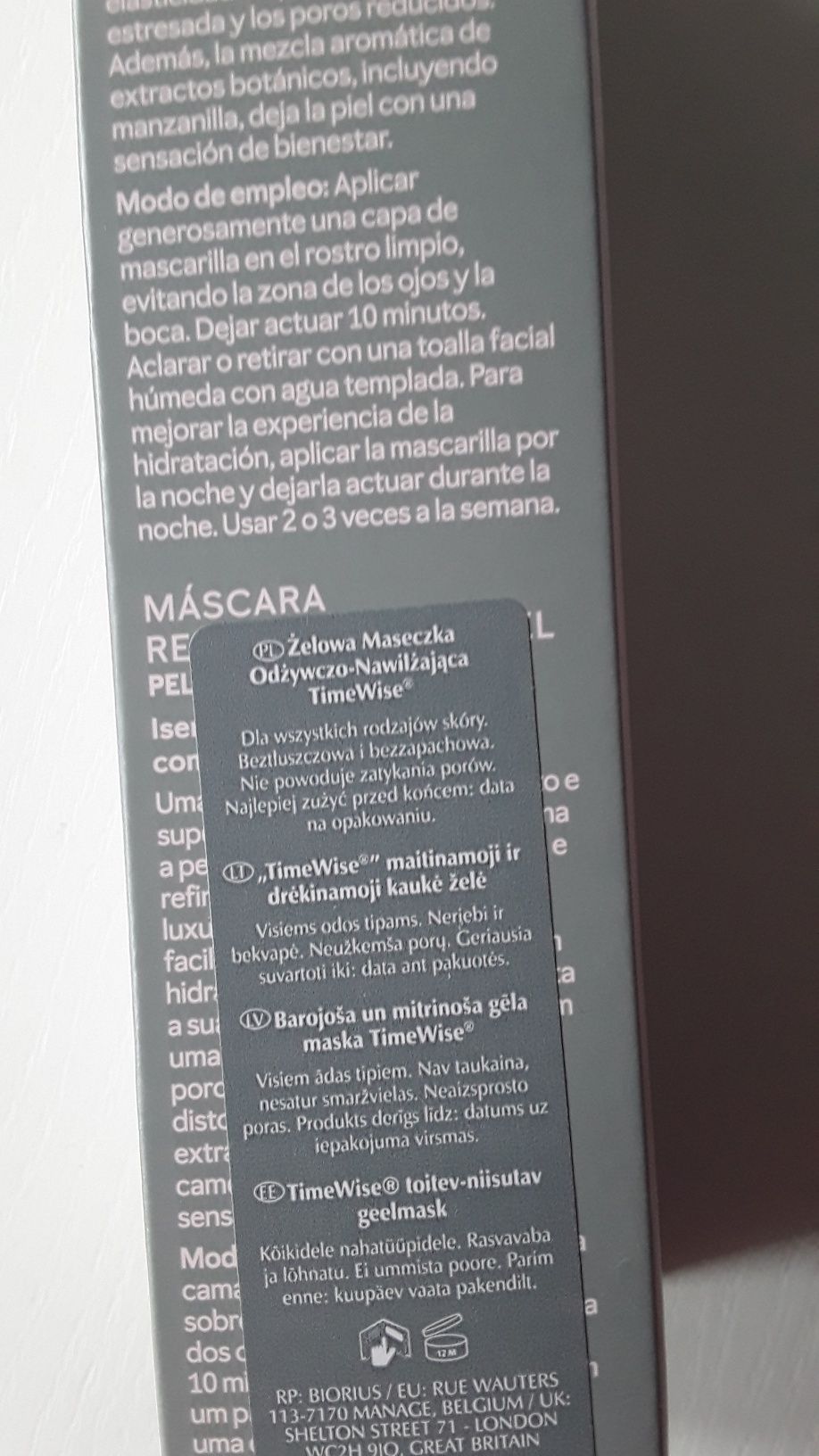Żelowa maseczka bardzo odżywcze do twarzy .