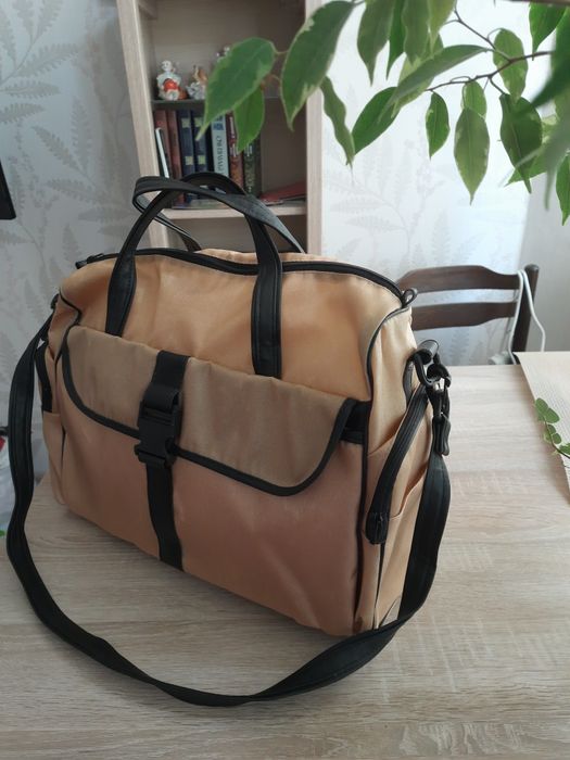 Сумка новая с карманами