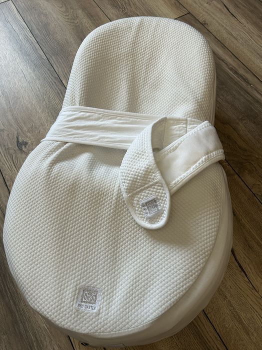 Кокон для немовлят