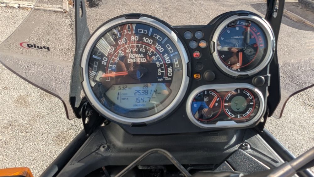 Royal Enfield Himalayan 411