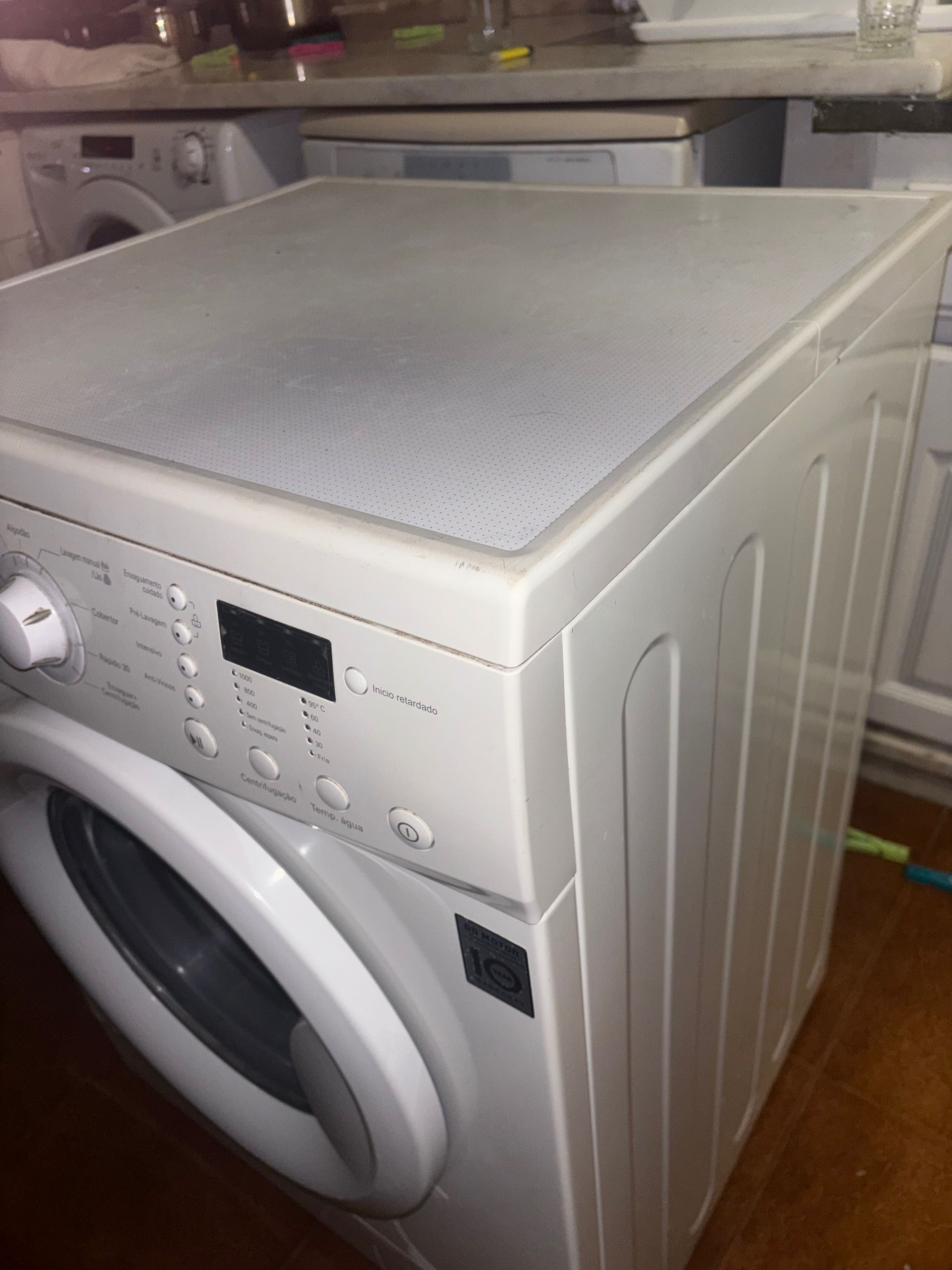 Máquina de lavar roupa LG 7 kilos