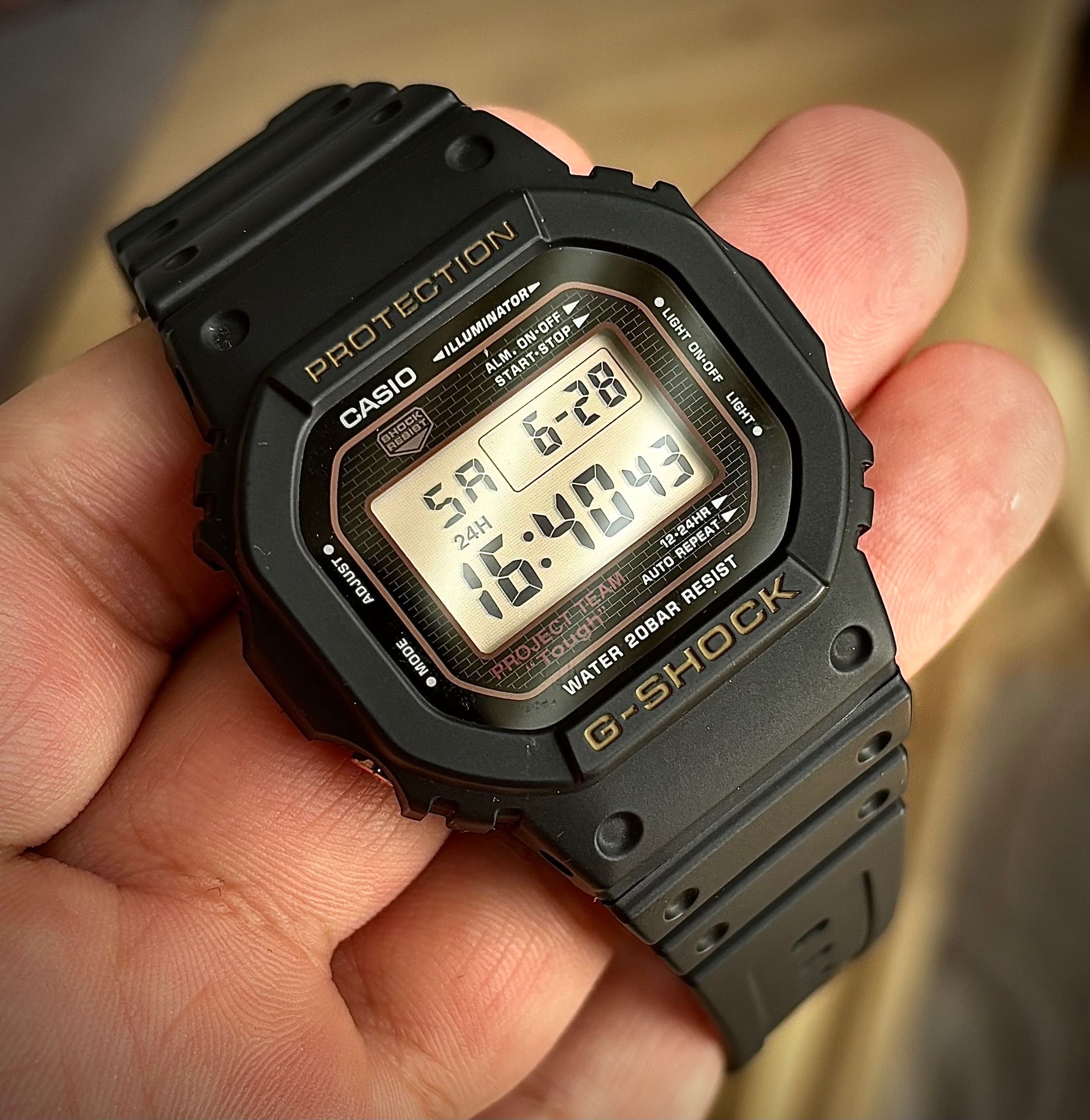 Zegarek Casio G-shock DW-5030C TH