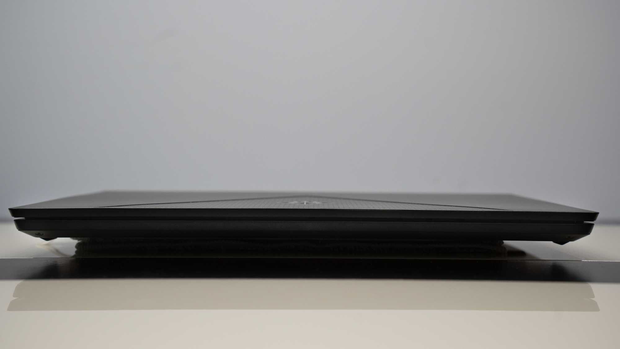 HP OMEN X2S  i9-9880H dla grafika 2 ekrany