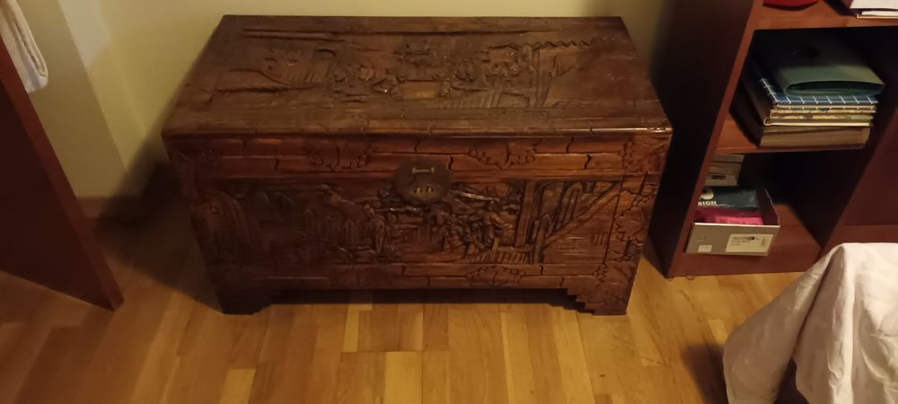 Baus para decoração e arrumação