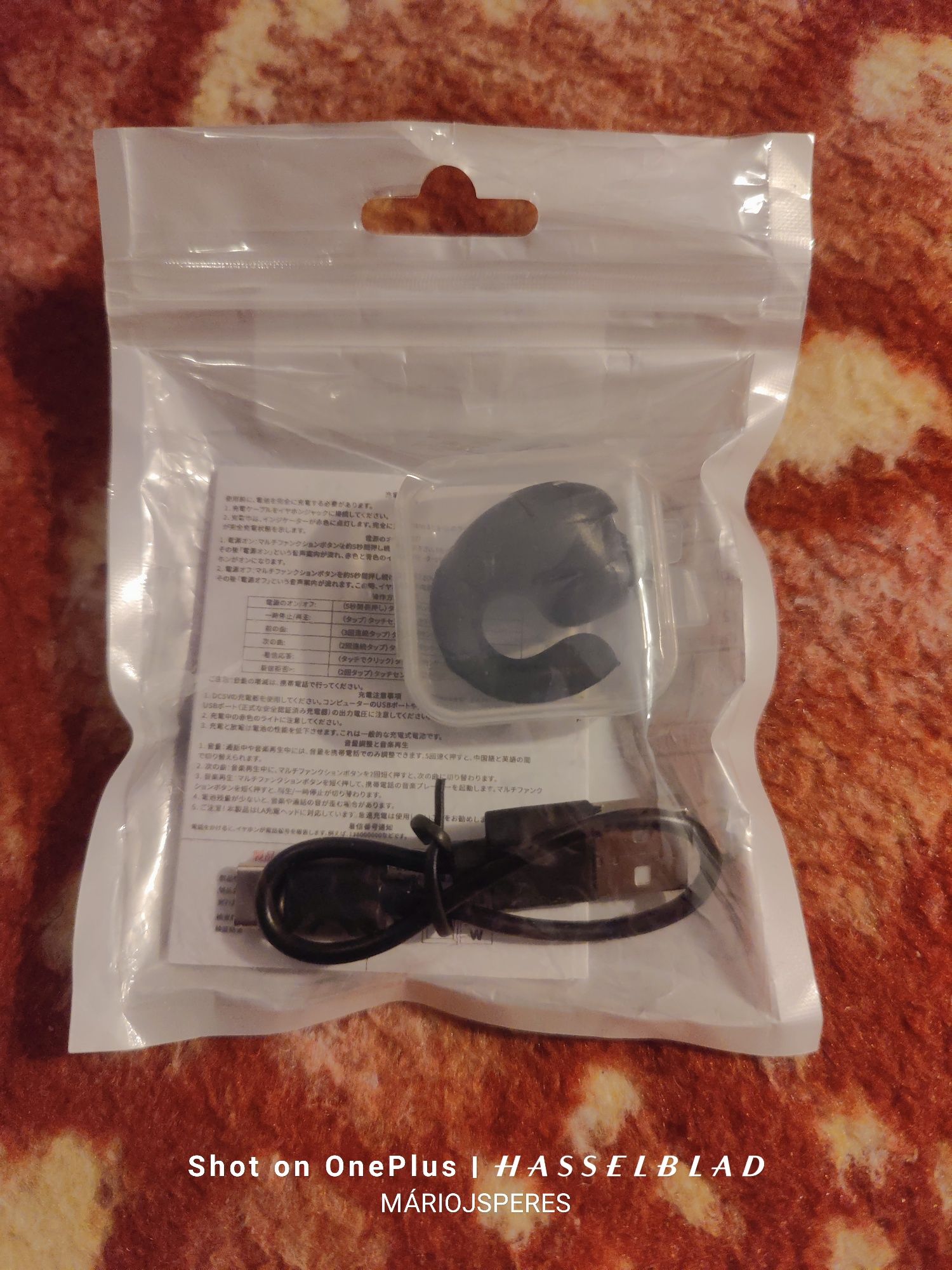 Auricular bluetooth tipo " brinco"