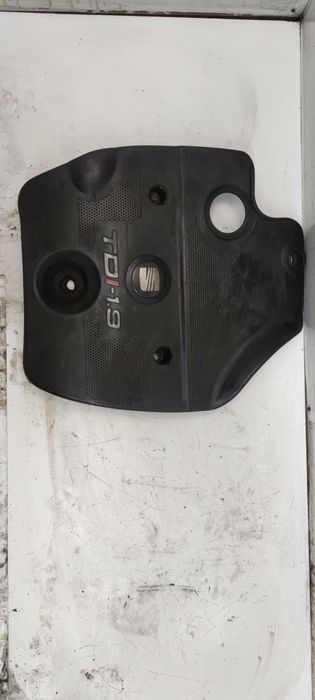 Seat Leon 1.9 TDI Obudowa Pokrywa Osłona Silnika Górna