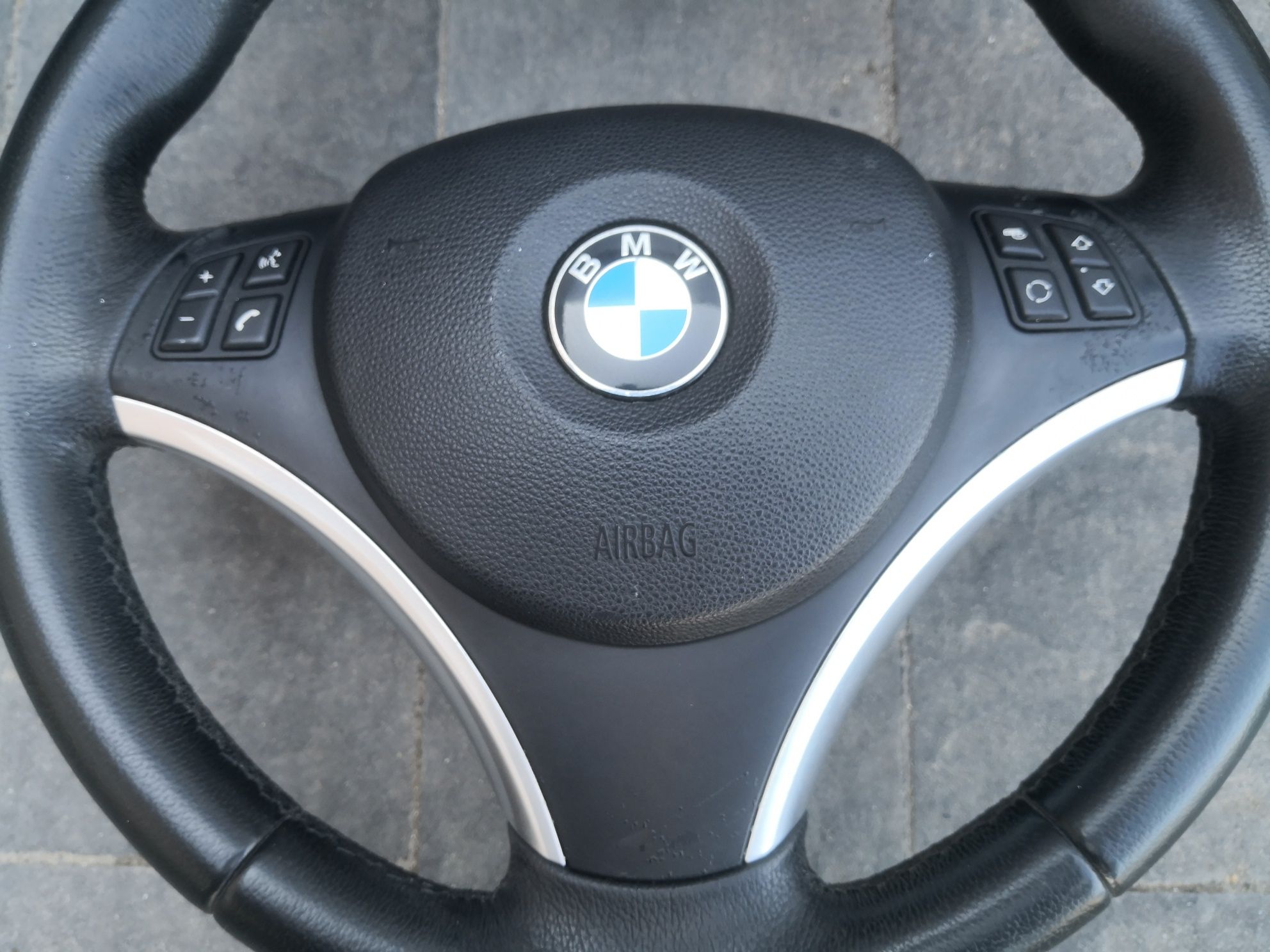 Kierownica multifunkcyjna BMW e87 e81 e82 e88 e90 e91 e92 #13