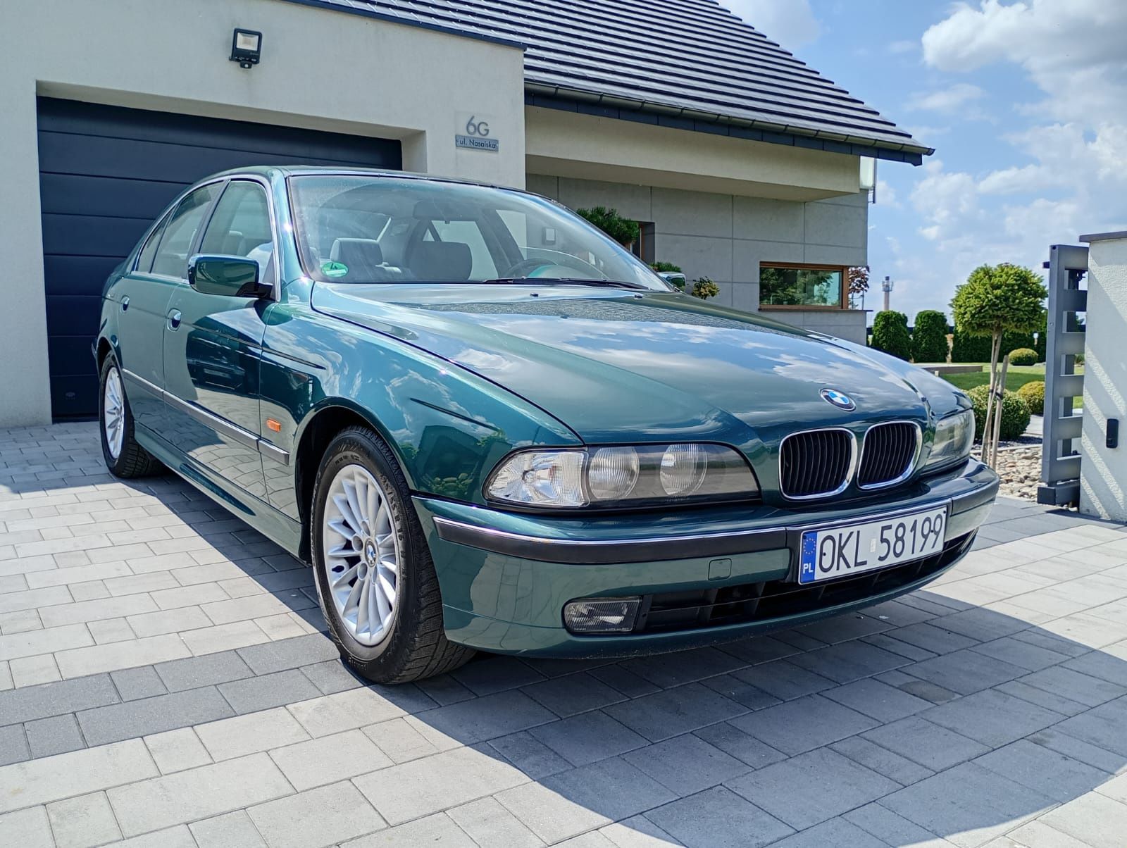 BMW 5 sedan 2.5 benzyna automat, 1999 rok, tylko 175 tkm, wzorowo utrz