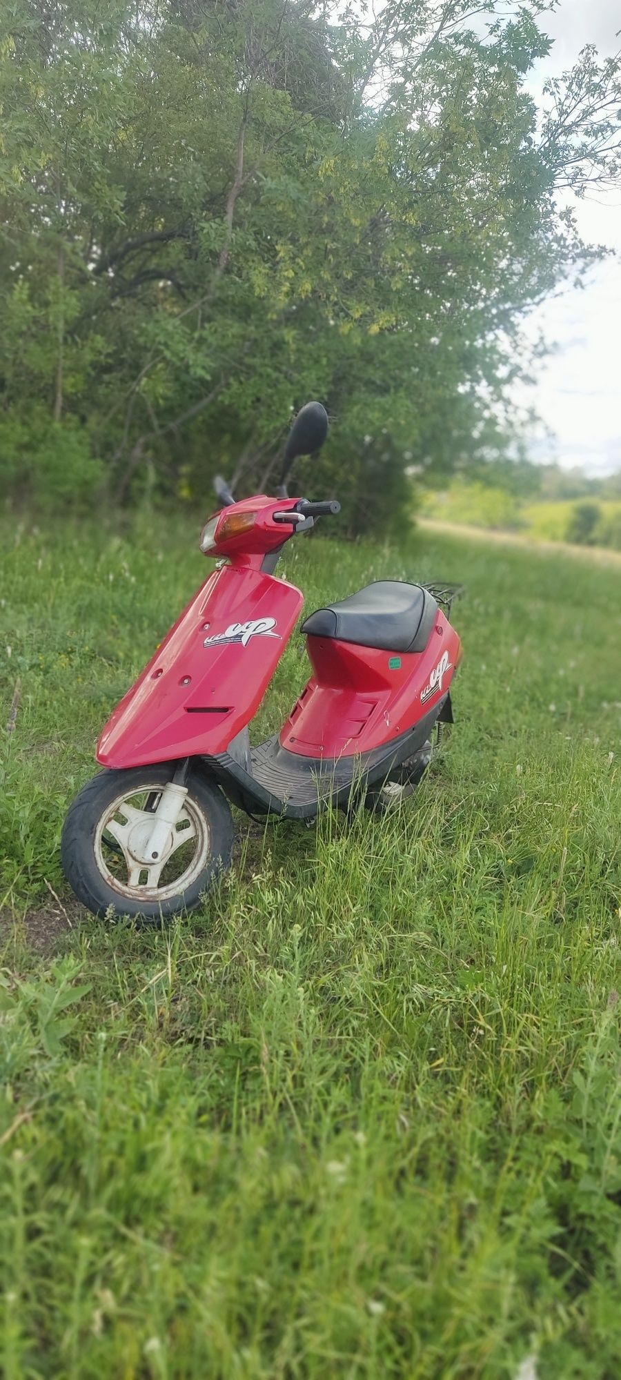 Продам скутер Suzuki 50 куб