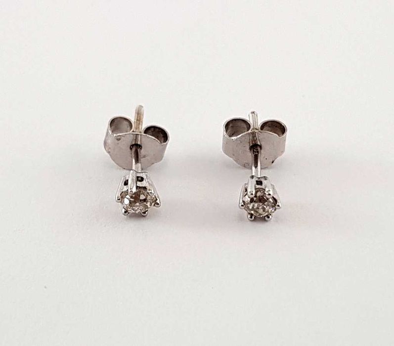 Złote kolczyki 585 na sztyftach z 2 diamentami 0,32ct