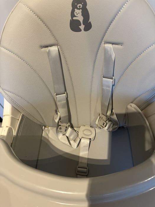 Krzeselko do karmienia