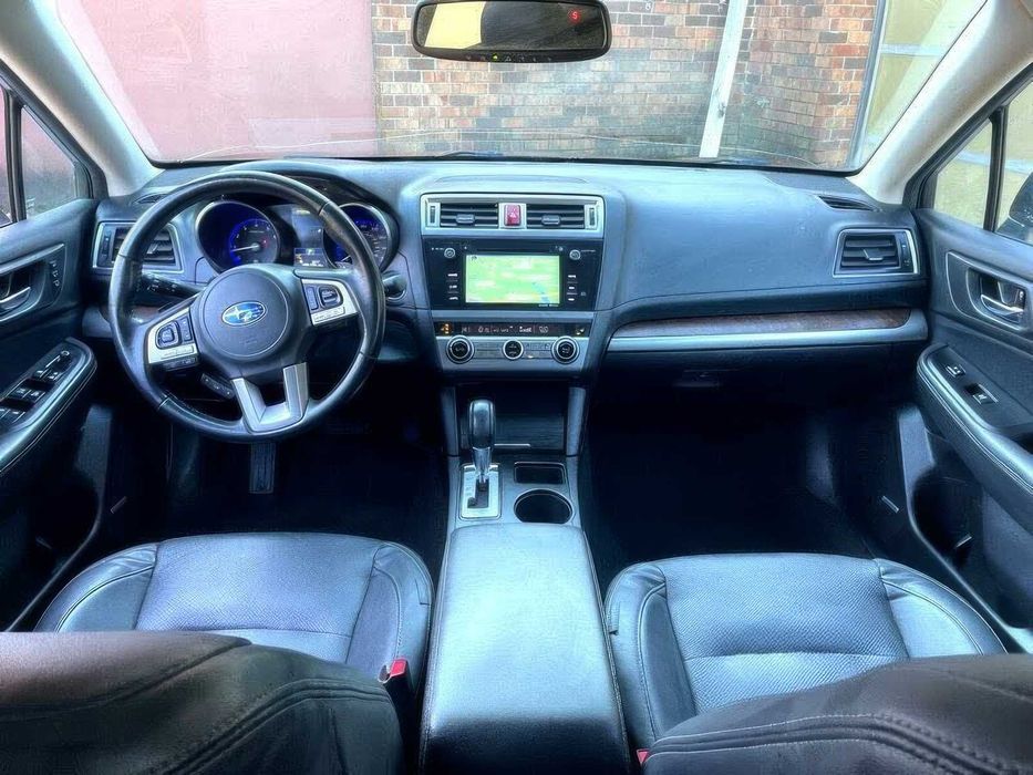 Subaru Outback Limited      2016