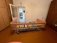 Łóżko rehabilitacyjne- pielęgnacyjne