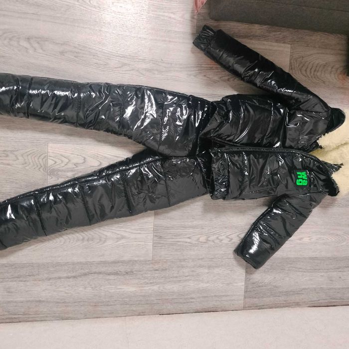 Продам .Состояние нового.Зима.Самовывоз