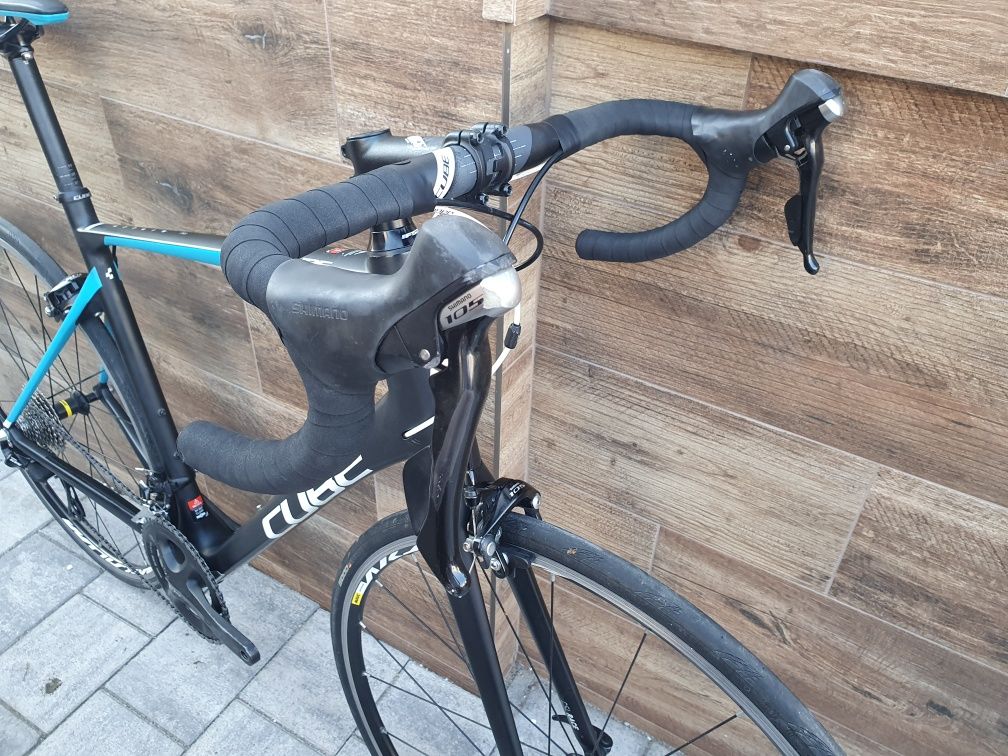Rower szosowy carbon Cube Attain, rozmiar 58, Shimano 105 11 rzędowy