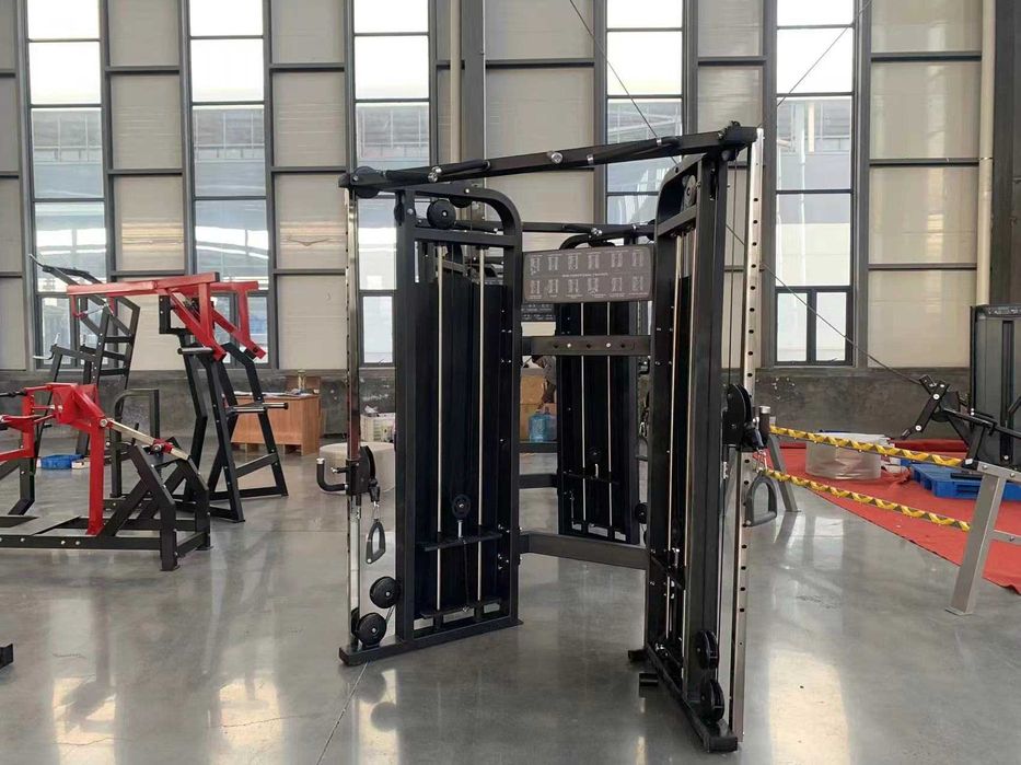 Brama narożna różne wysokości