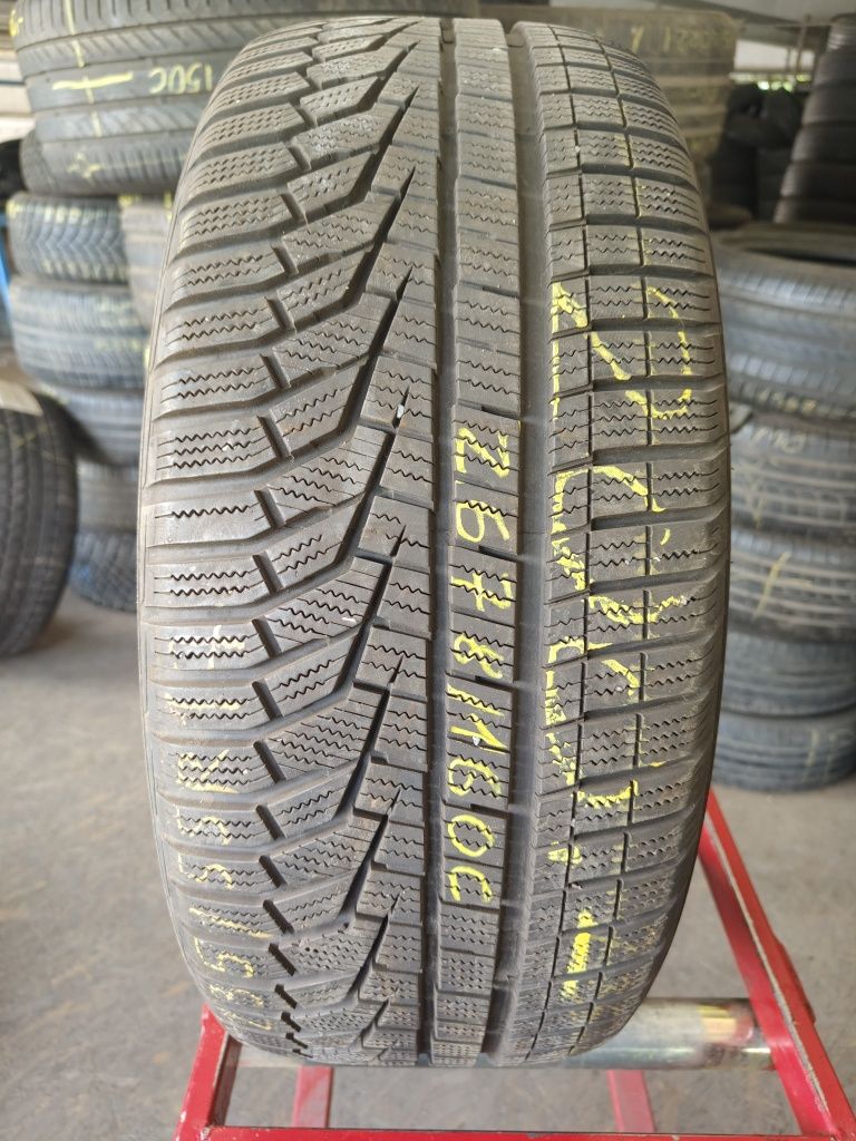 235/55R17 103V Hankook Winter I*Cept Evo2      Z678/160C