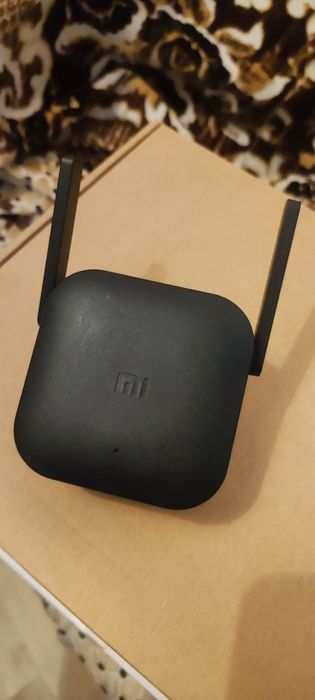 Ретранслятор Xiaomi Mi Wi-Fi Range Extender Pro
