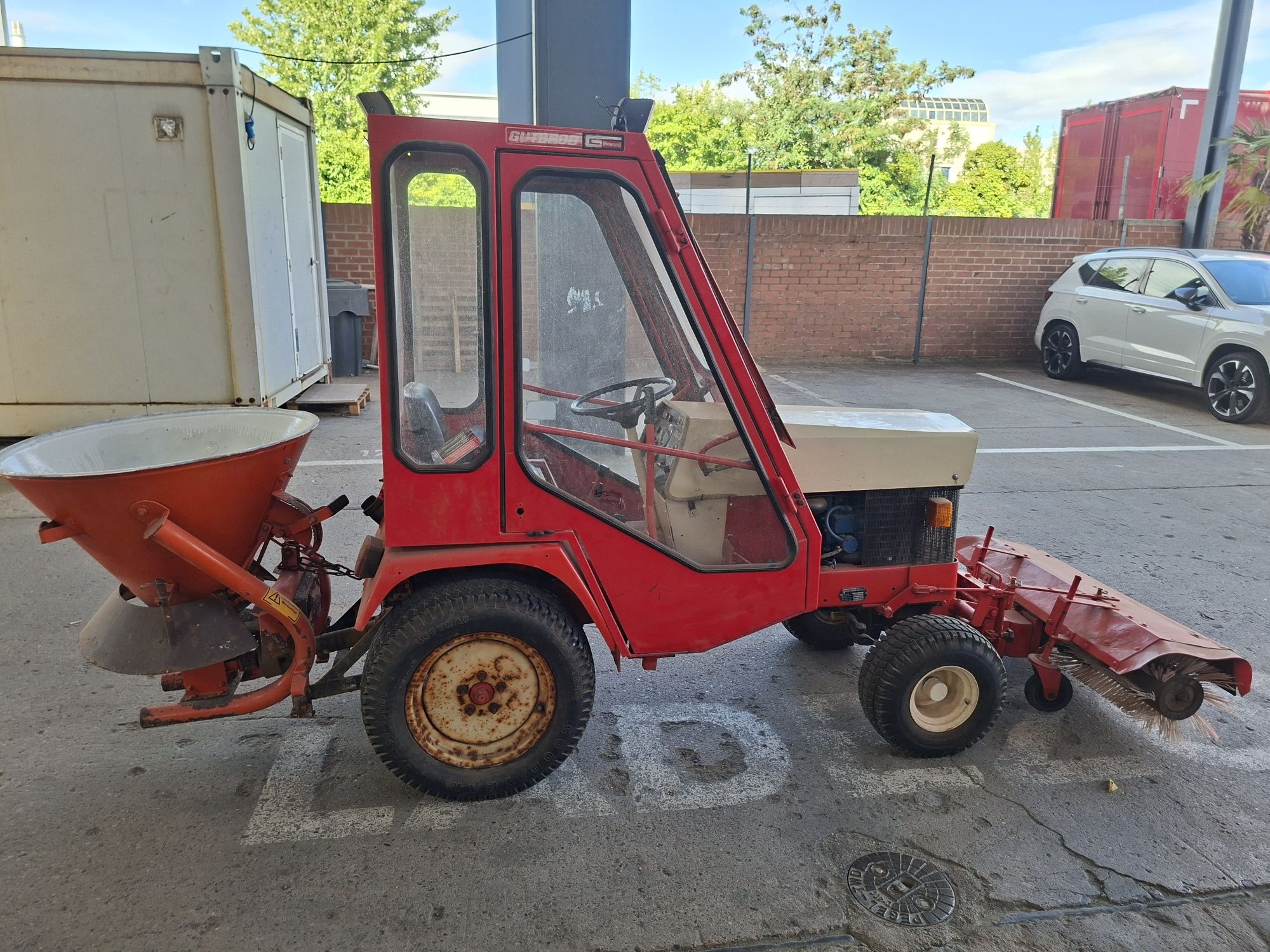 Mini traktorek  Gutbrod 2350d  komunalny