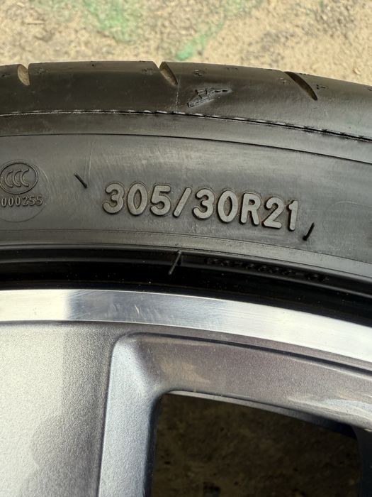 Good year EAGLE F1 305/30/R21