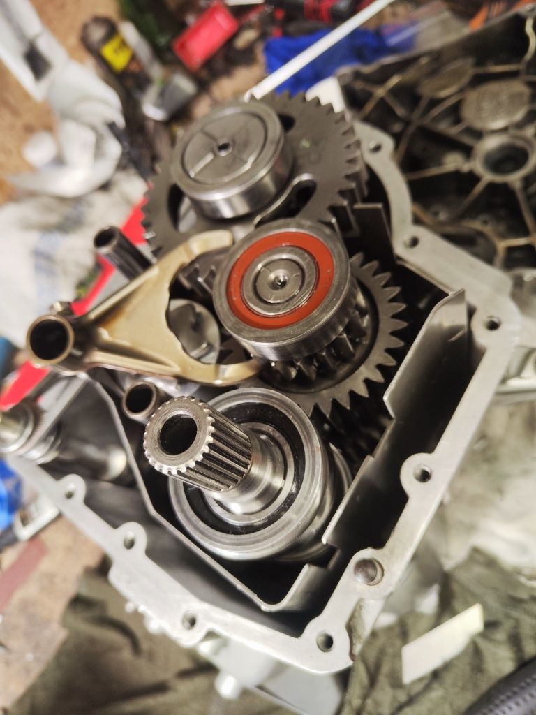 BMW R1100 części skrzyni biegow, naprawa