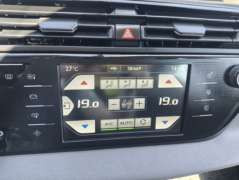 Citroen C4 Picasso 2014 (2G) Доставка