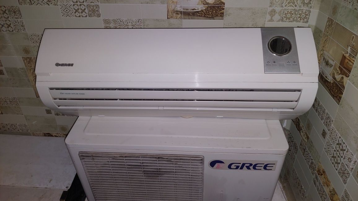 Продам  рабочий Кондиционер GREE