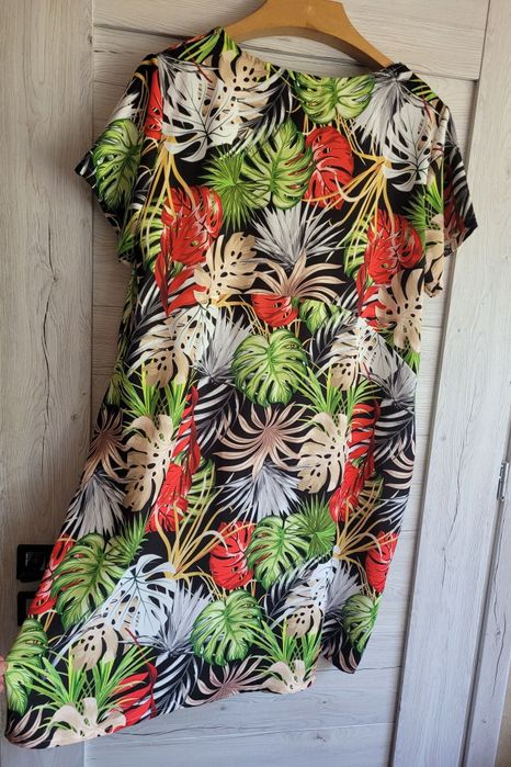 Śliczna włoska sukienka print kwiatowy 2XL 3XL